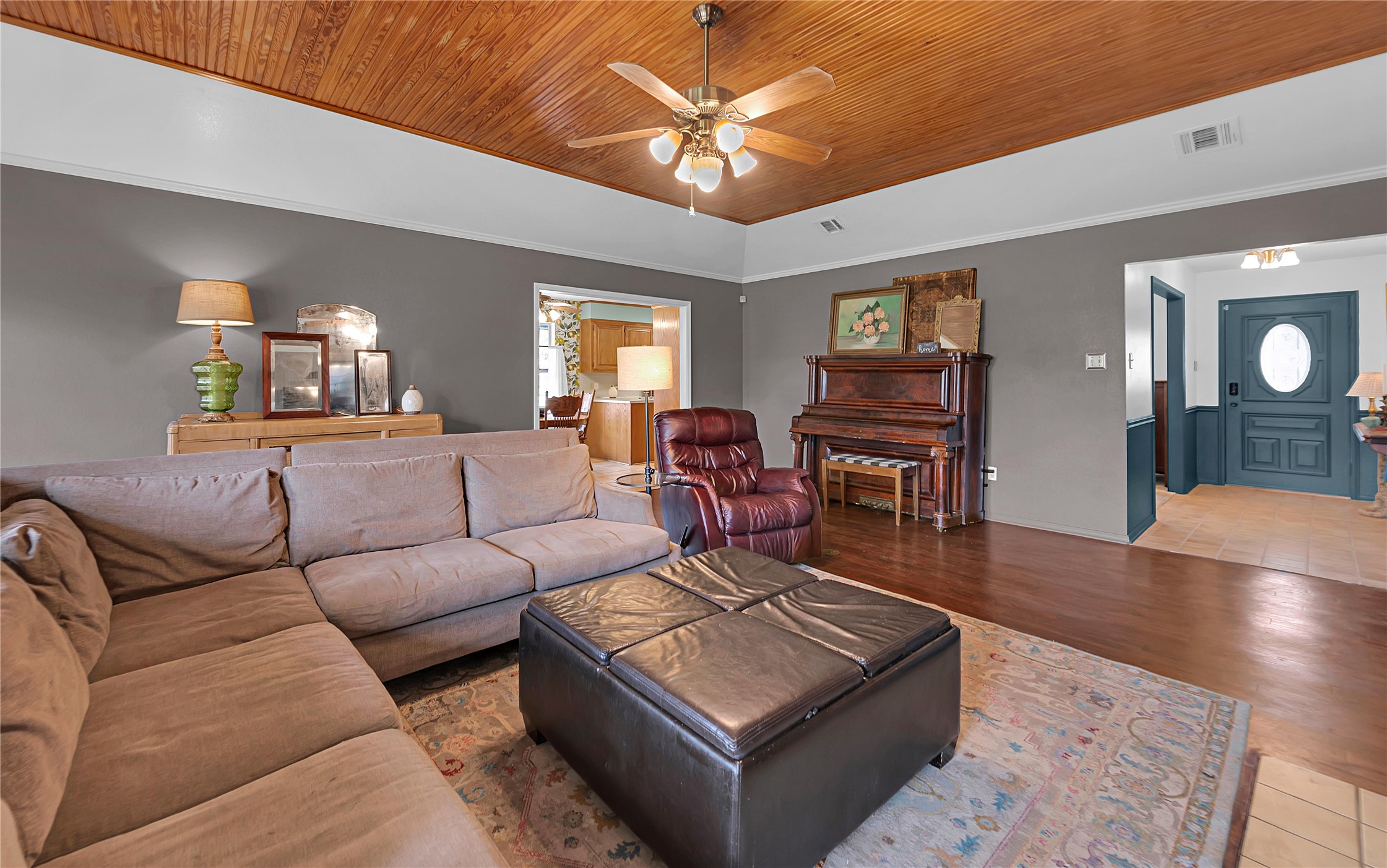 724 W 4th Street Mcgregor TX 76657