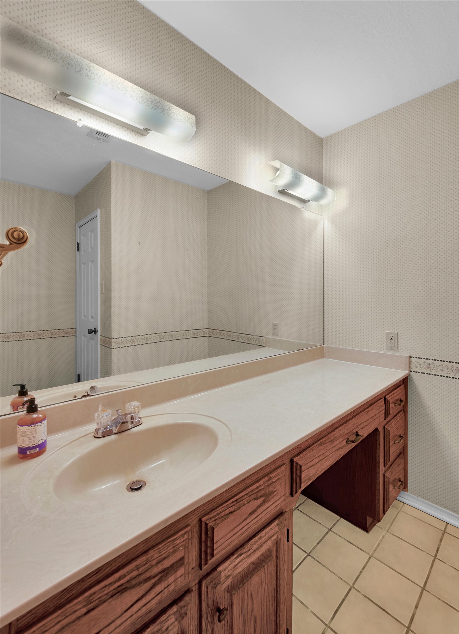 724 W 4th Street Mcgregor TX 76657