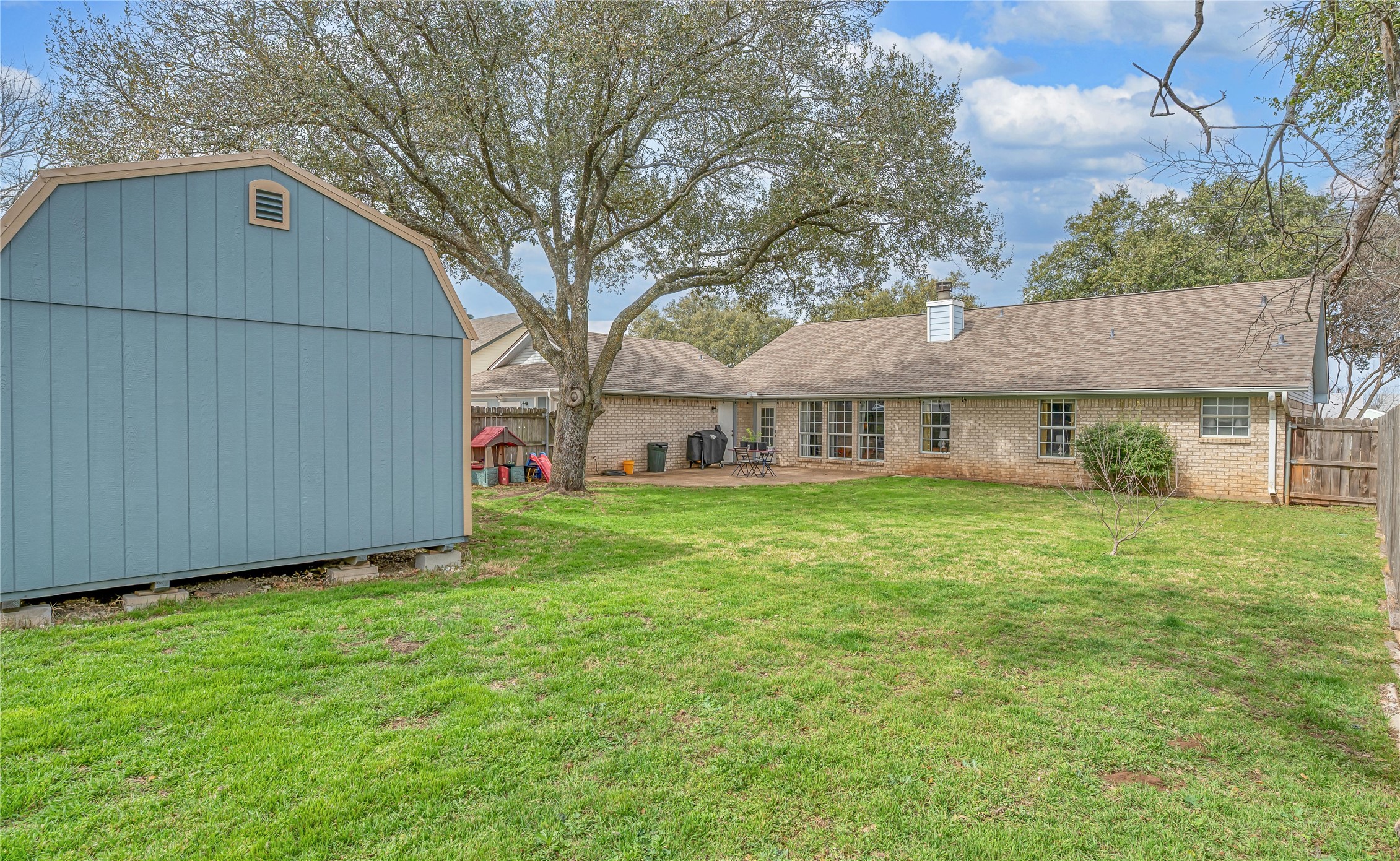 724 W 4th Street Mcgregor TX 76657
