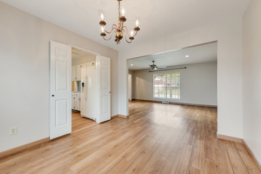 4902 Thorncliffe Drive Arlington TX 76016