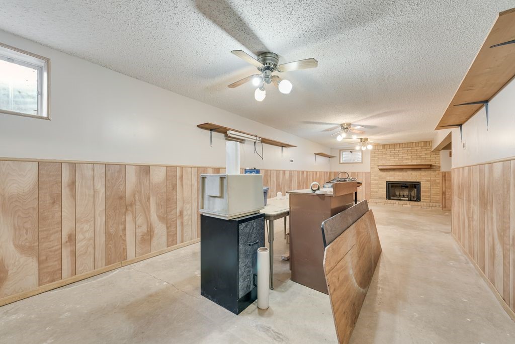 4902 Thorncliffe Drive Arlington TX 76016
