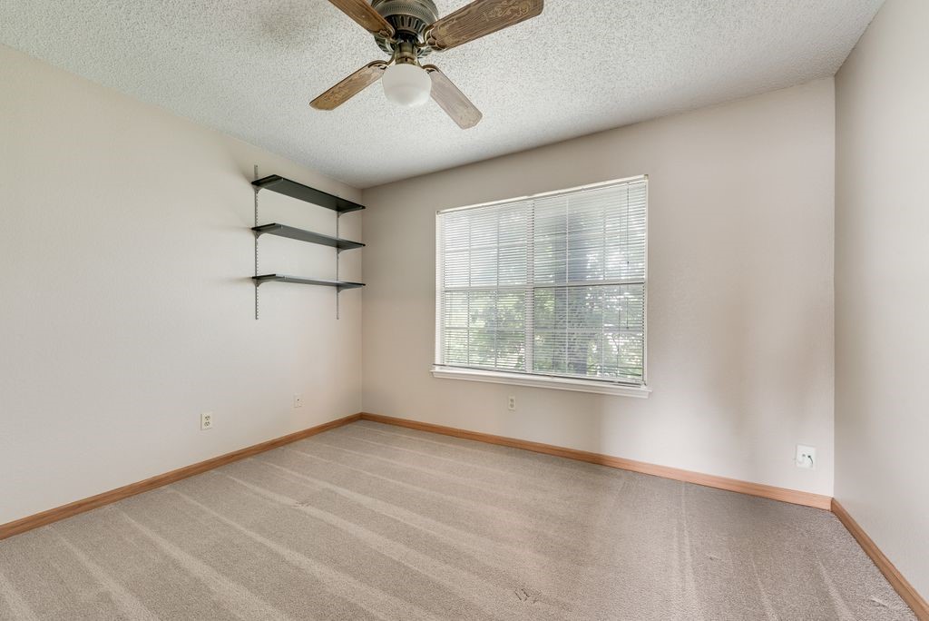4902 Thorncliffe Drive Arlington TX 76016