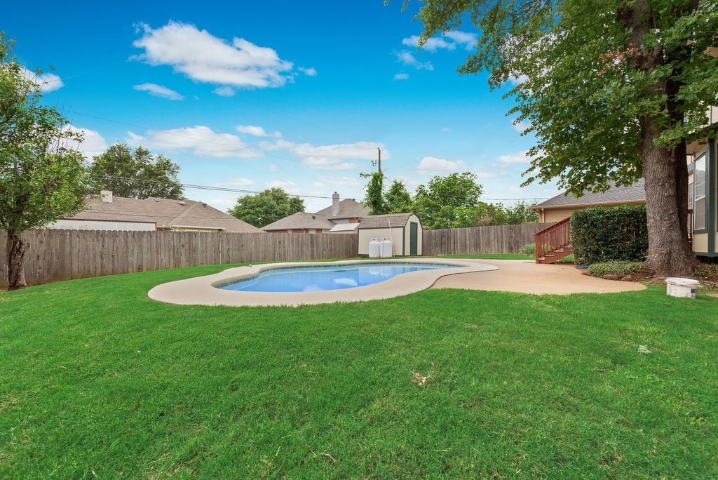 4902 Thorncliffe Drive Arlington TX 76016