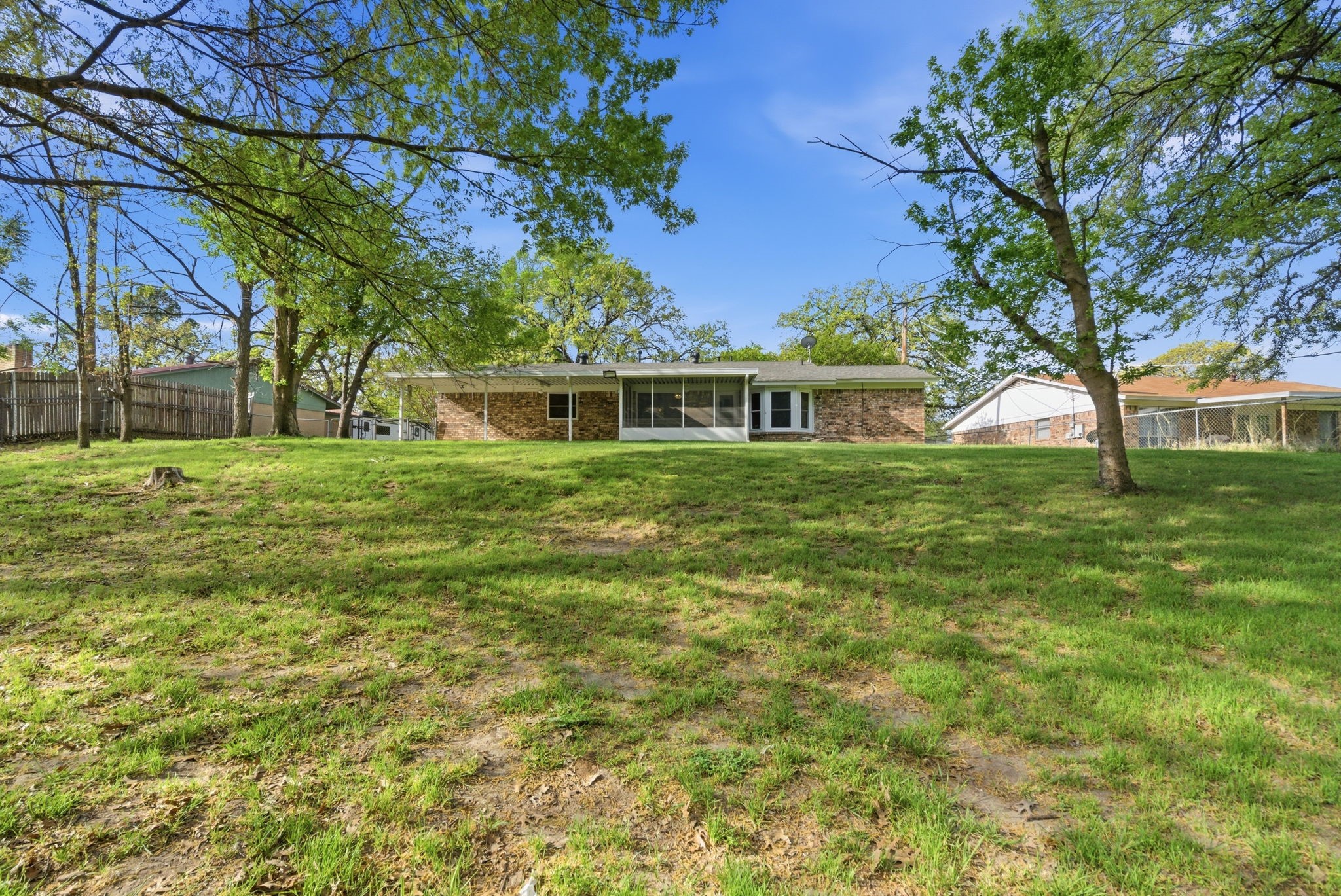 317 Glenhaven Drive Azle TX 76020