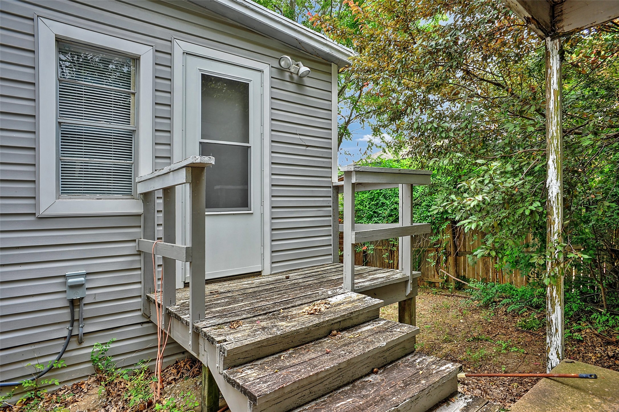225 N Binkley Street Sherman TX 75092