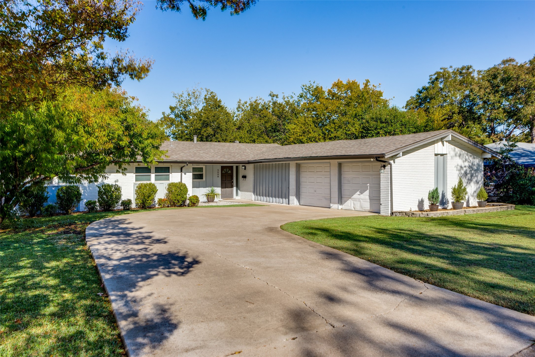 5608 Wales Avenue Fort Worth TX 76133