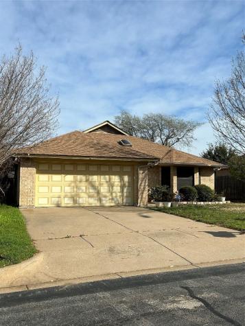 1628 Hunting Green Drive Fort Worth TX 76134