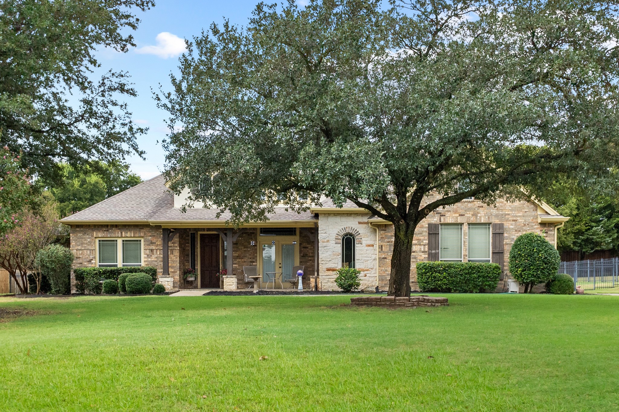 1666 Plum Creek Drive Midlothian TX 76065