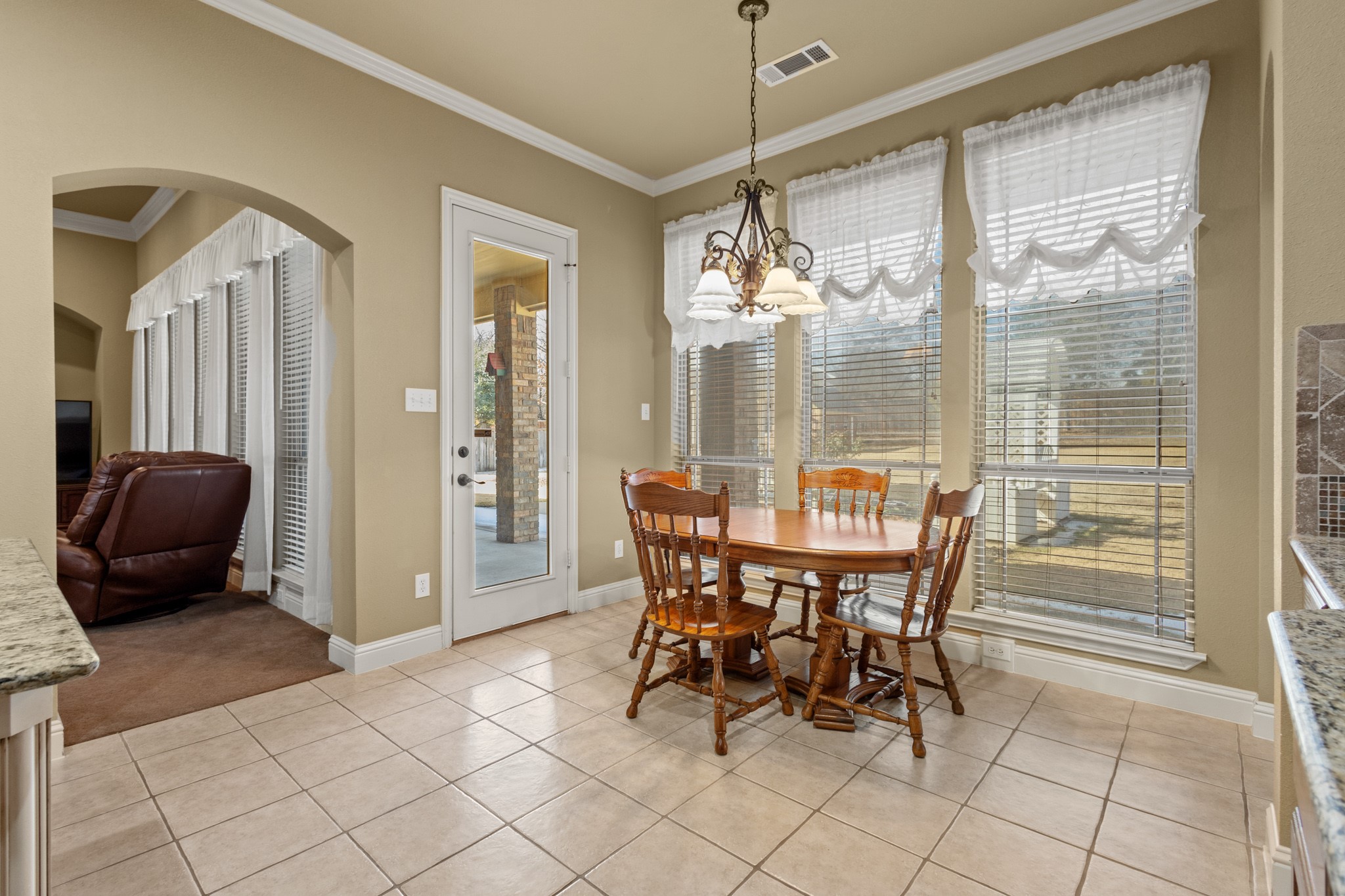 1666 Plum Creek Drive Midlothian TX 76065
