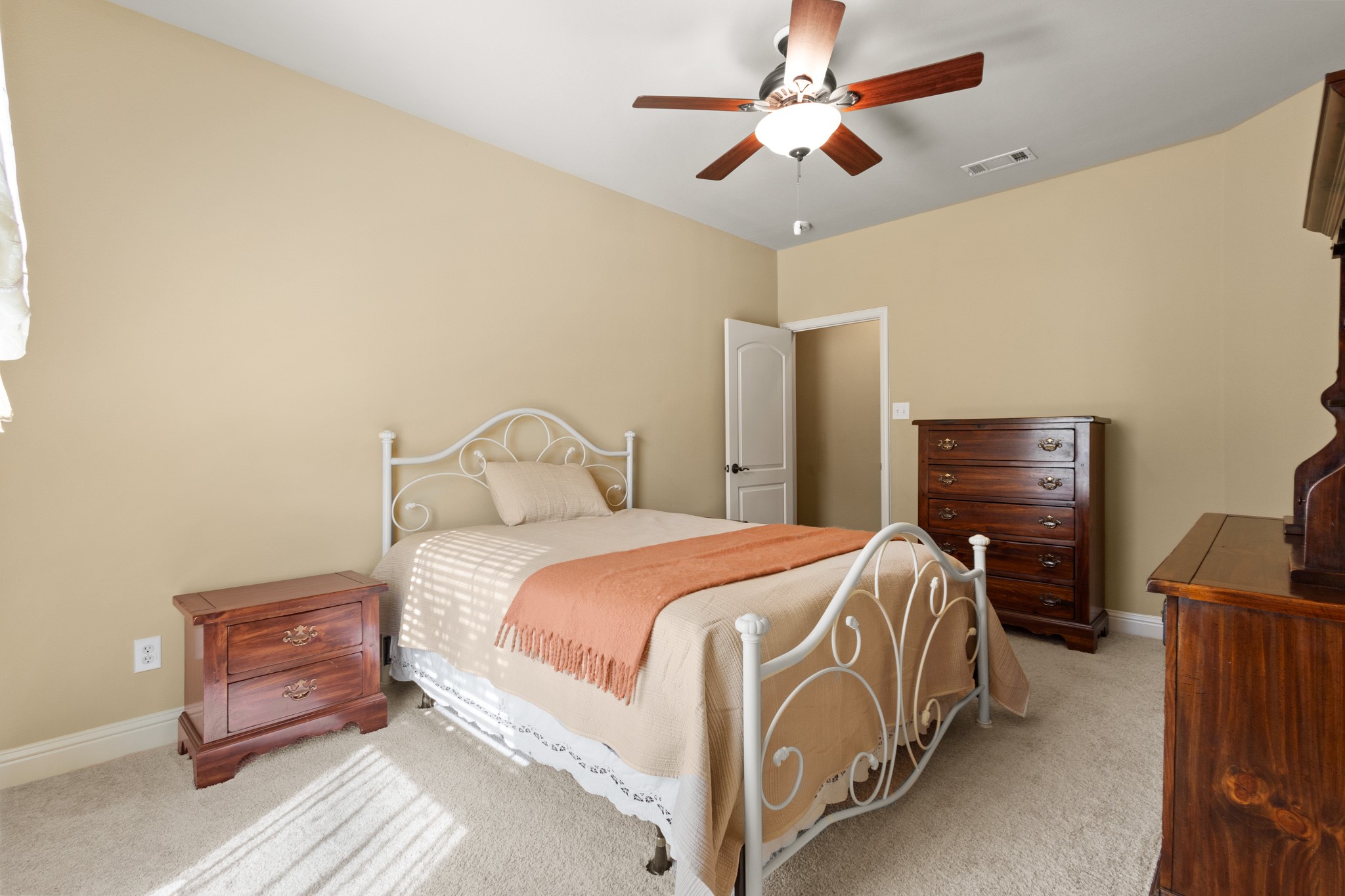 1666 Plum Creek Drive Midlothian TX 76065