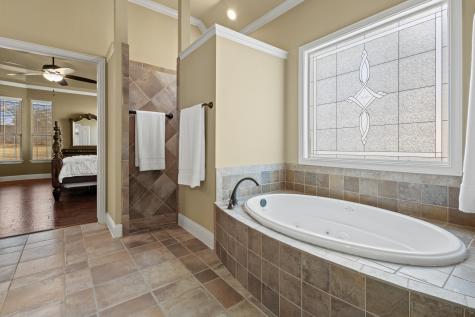 1666 Plum Creek Drive Midlothian TX 76065