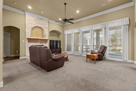 1666 Plum Creek Drive Midlothian TX 76065