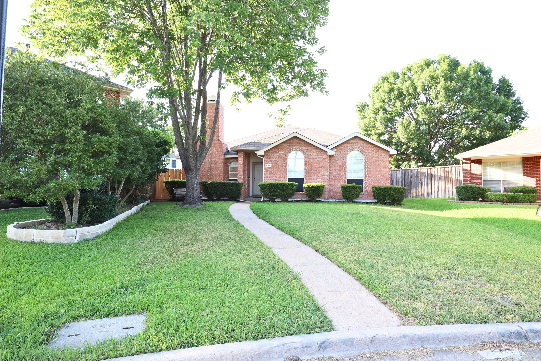 2918 Daisy Court Garland TX 75040