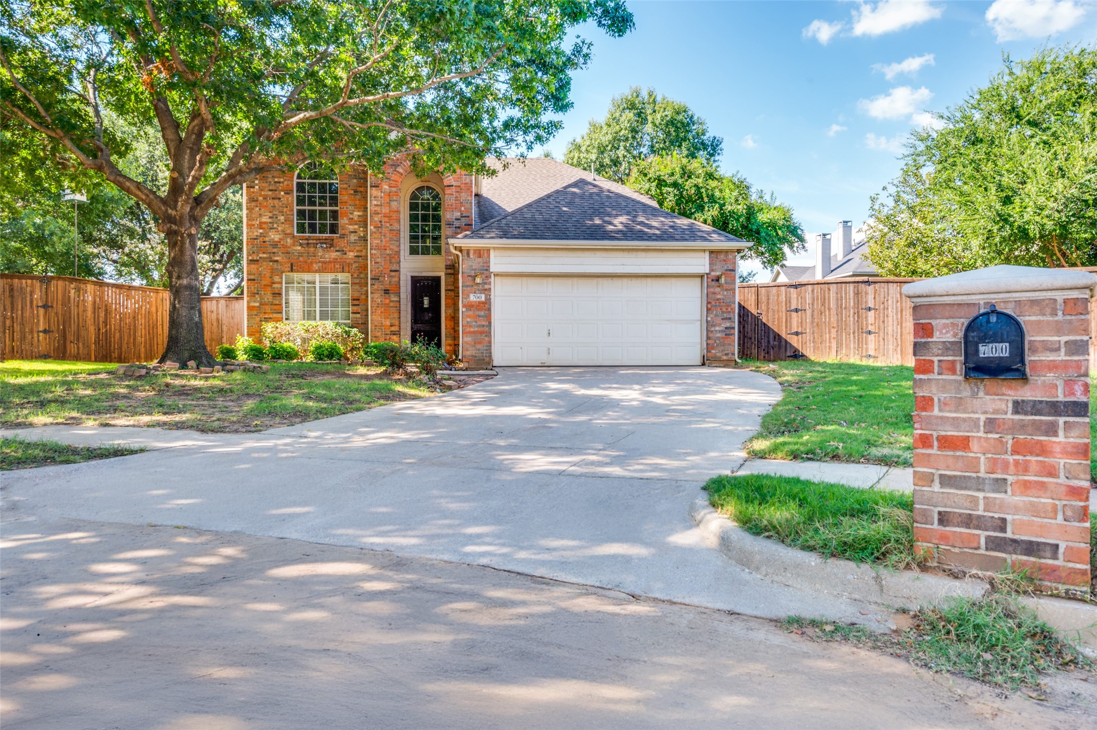 700 Oakridge Drive Lake Dallas TX 75065
