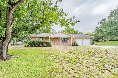 121 Stella Street Burleson TX 76028