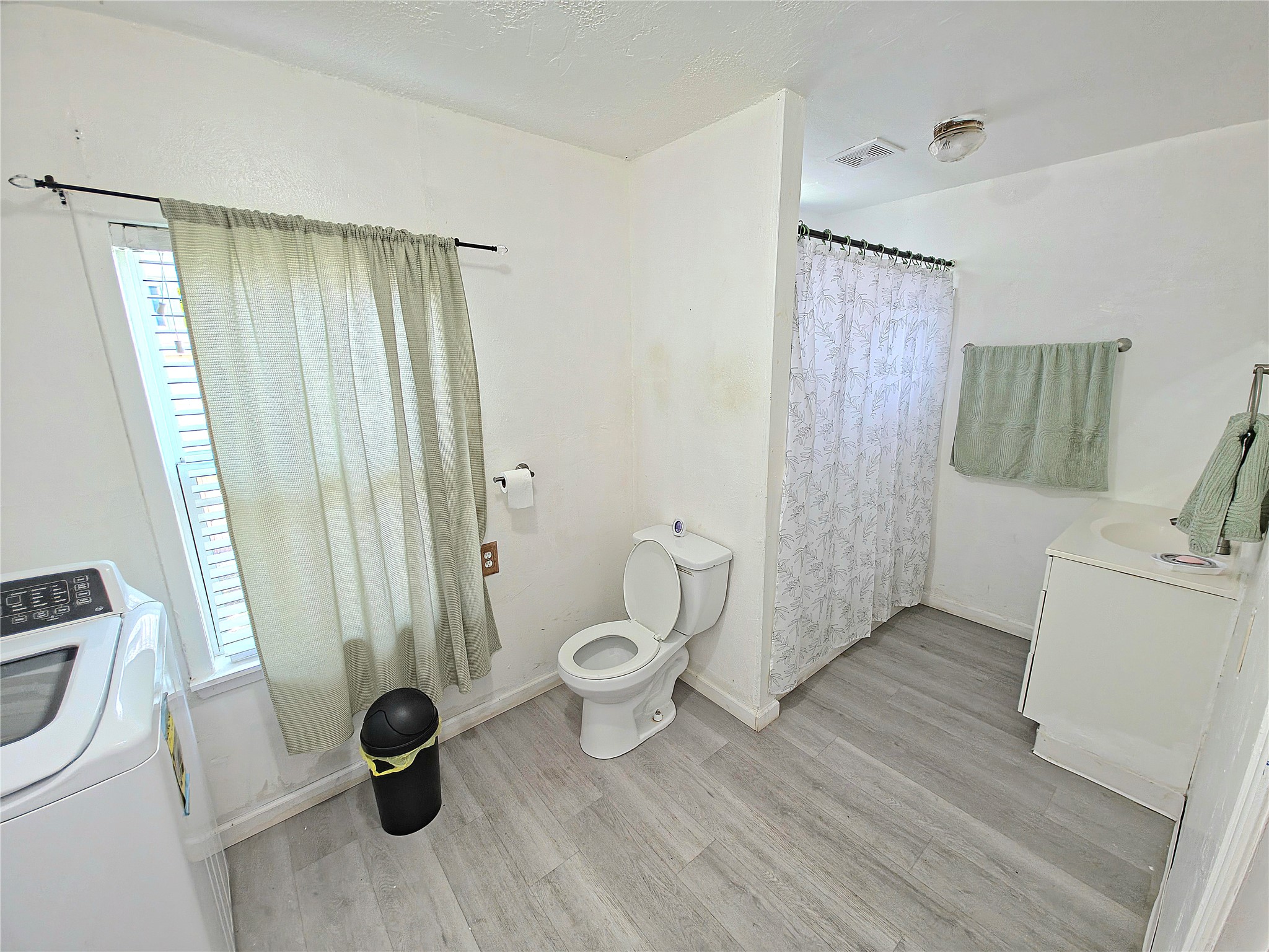 2721 Sharon Street Dallas TX 75211