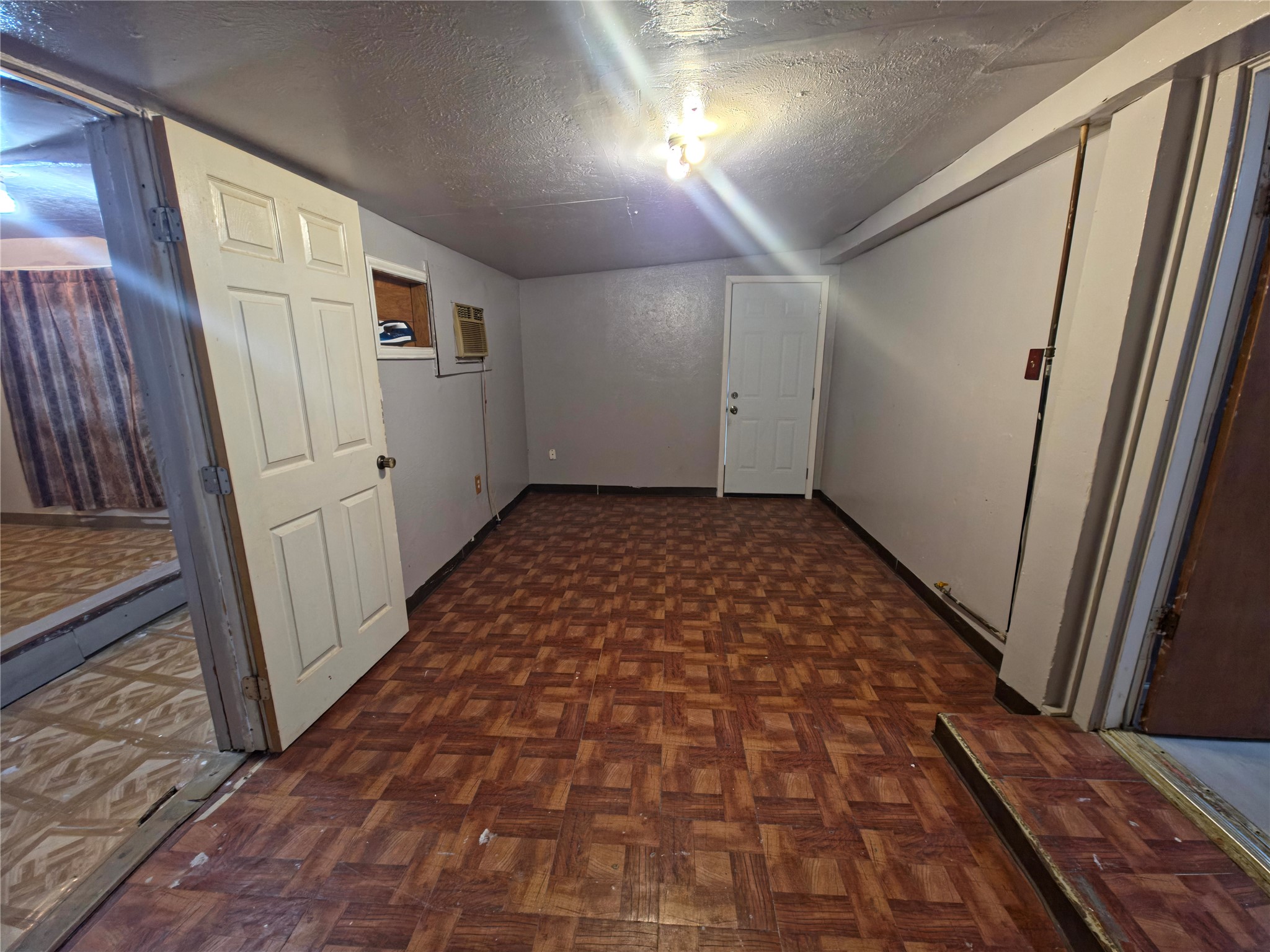 2721 Sharon Street Dallas TX 75211