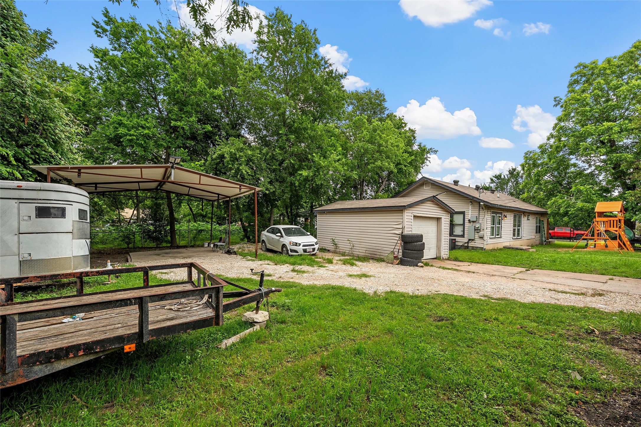 2221 S Park Avenue Waco TX 76706