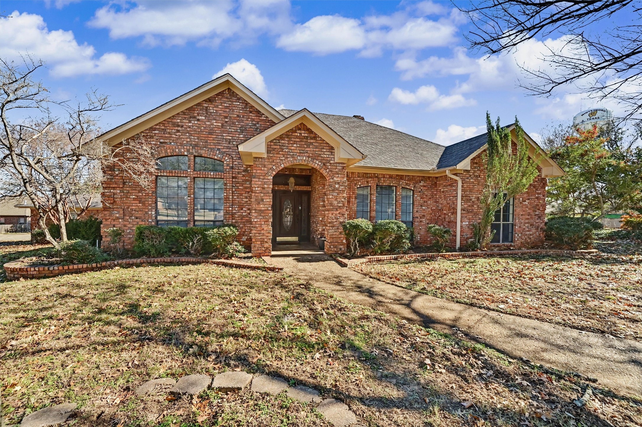 304 Trollinger Street Whitesboro TX 76273