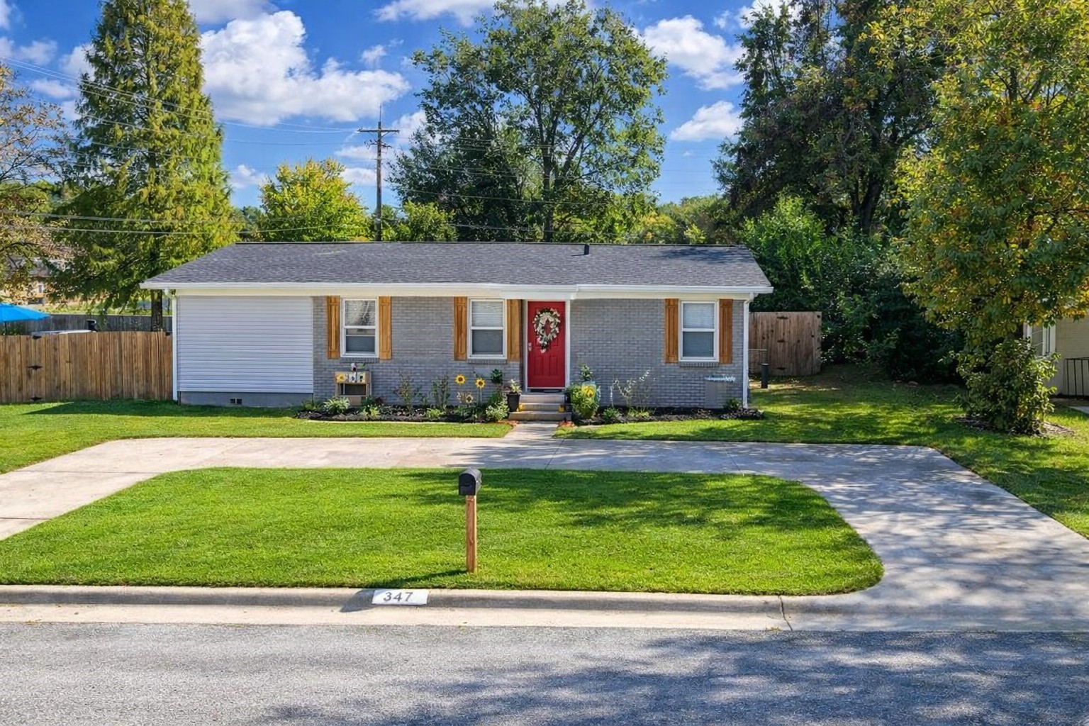 213 Reierson Avenue Athens TX 75751