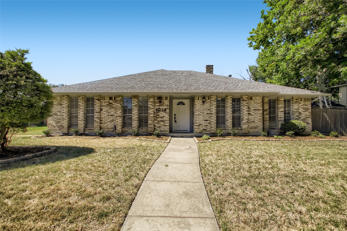 1014 Hampshire Lane Carrollton TX 75007