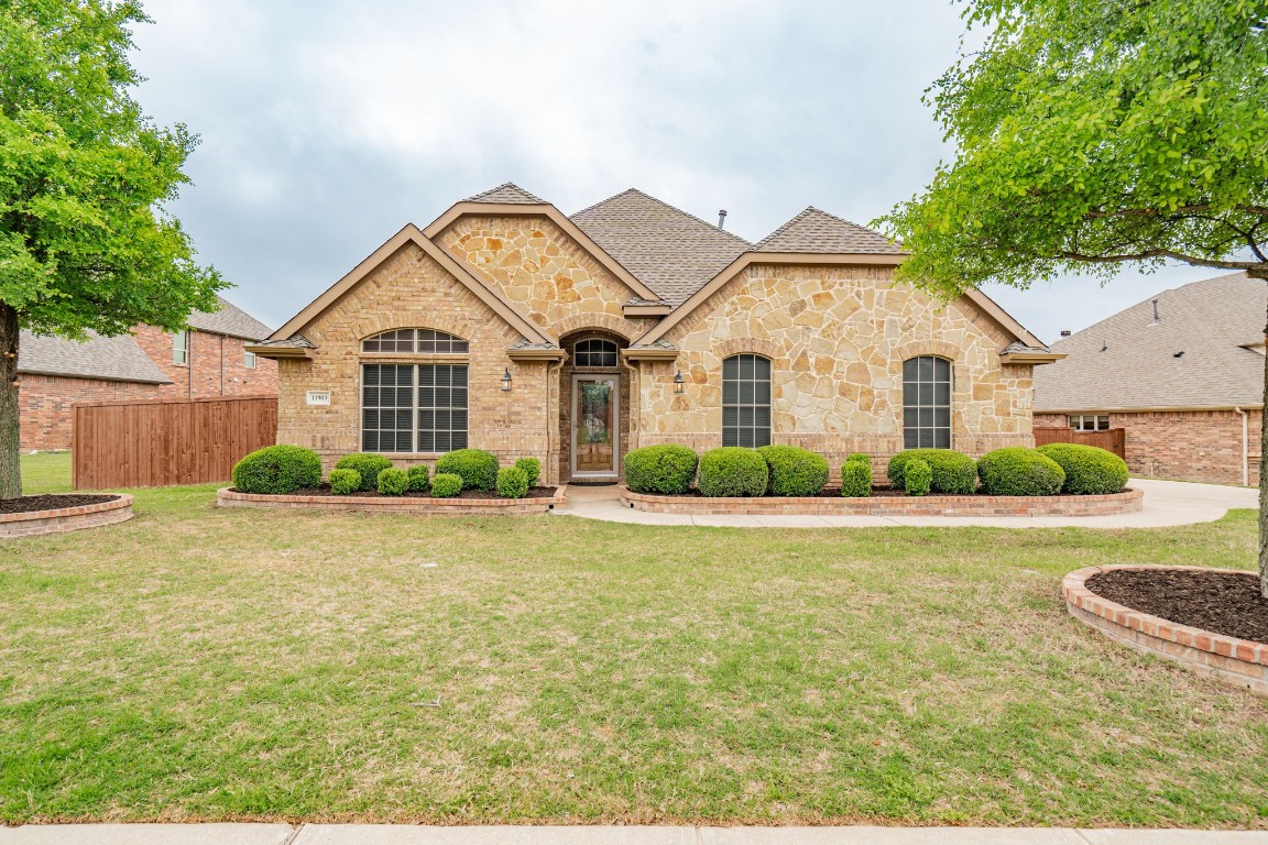 11909 Drummond Lane Fort Worth TX 76108
