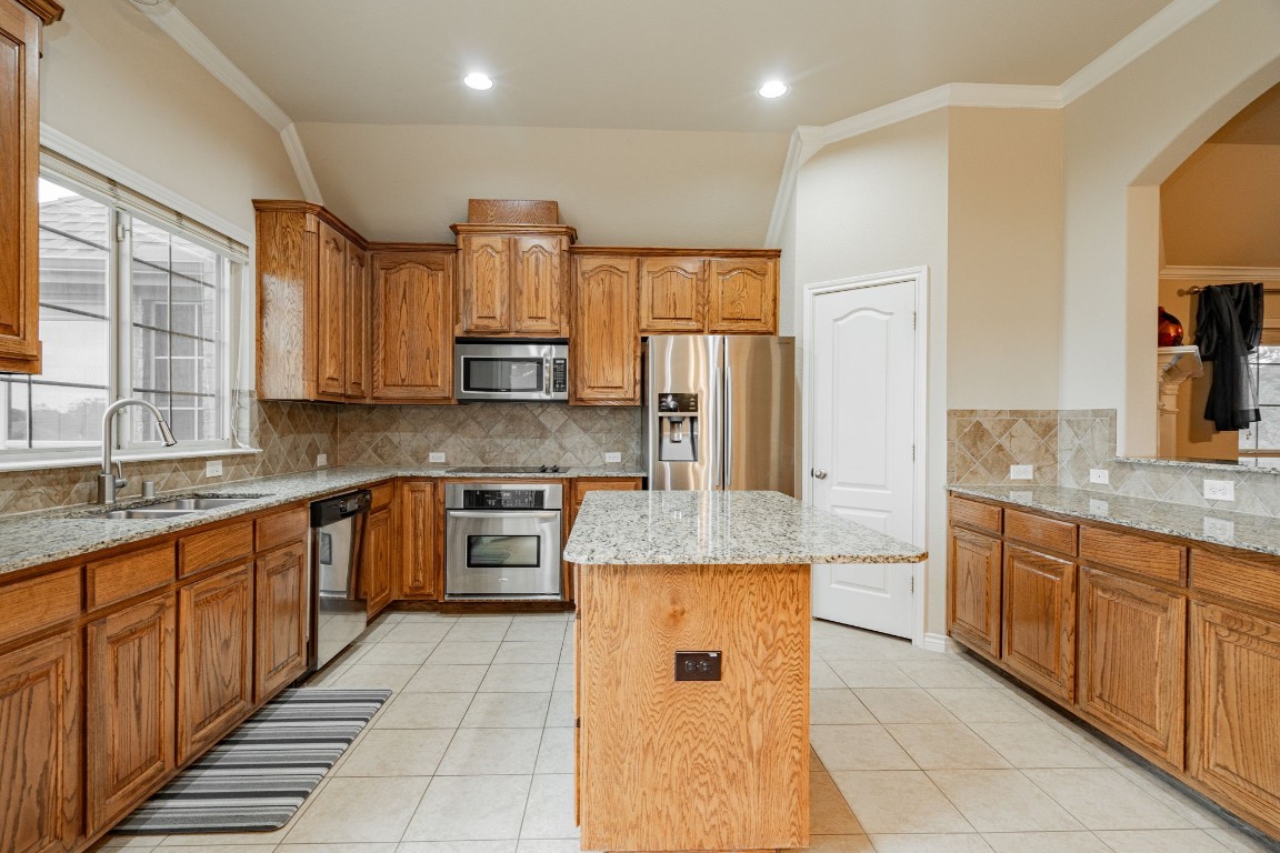 11909 Drummond Lane Fort Worth TX 76108
