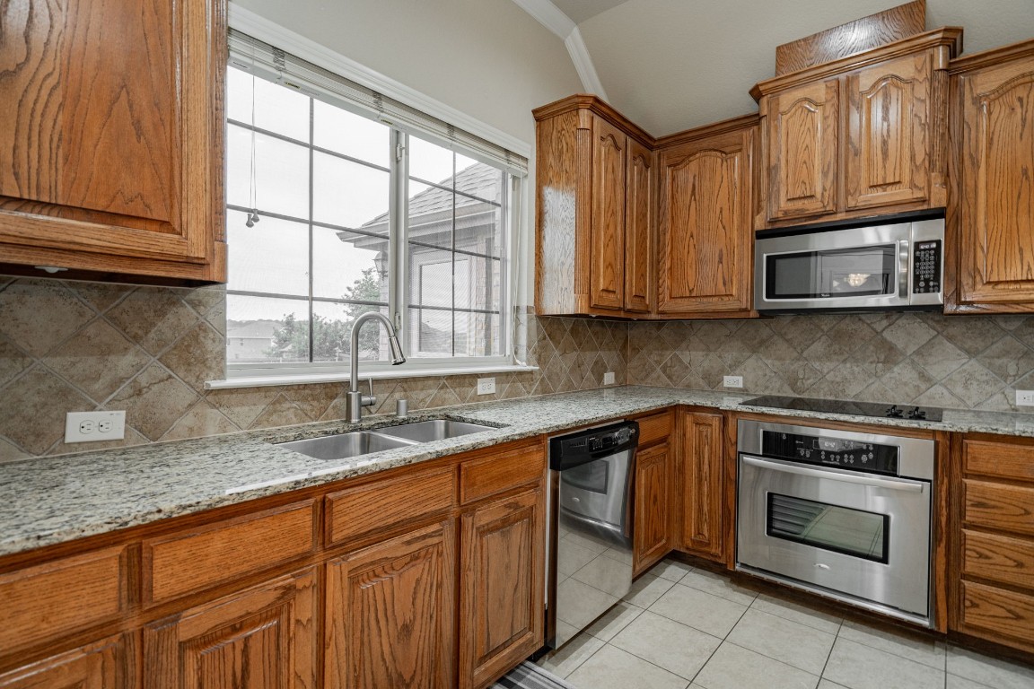 11909 Drummond Lane Fort Worth TX 76108