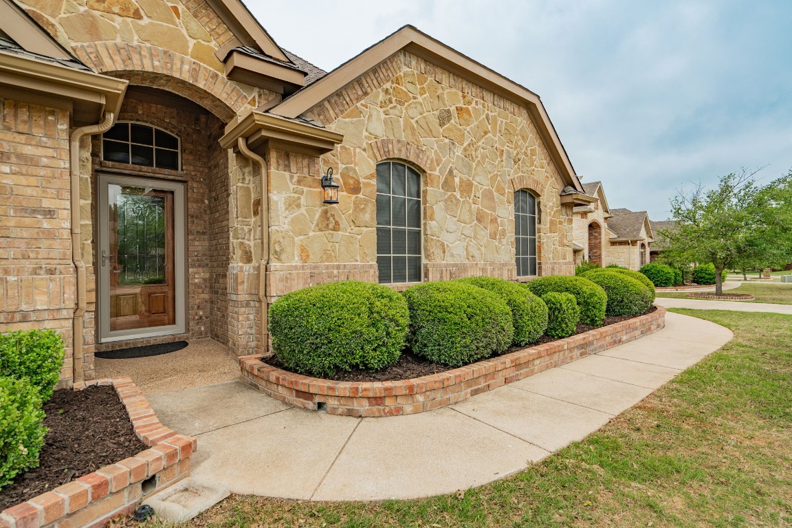 11909 Drummond Lane Fort Worth TX 76108
