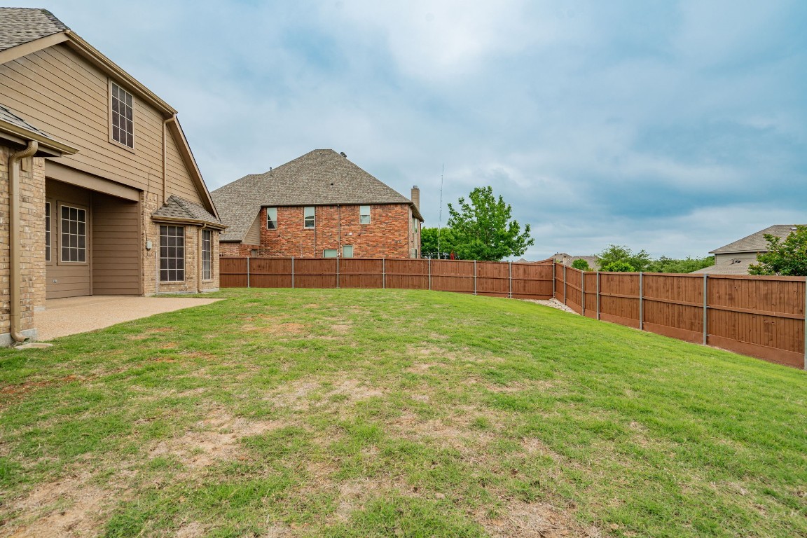 11909 Drummond Lane Fort Worth TX 76108