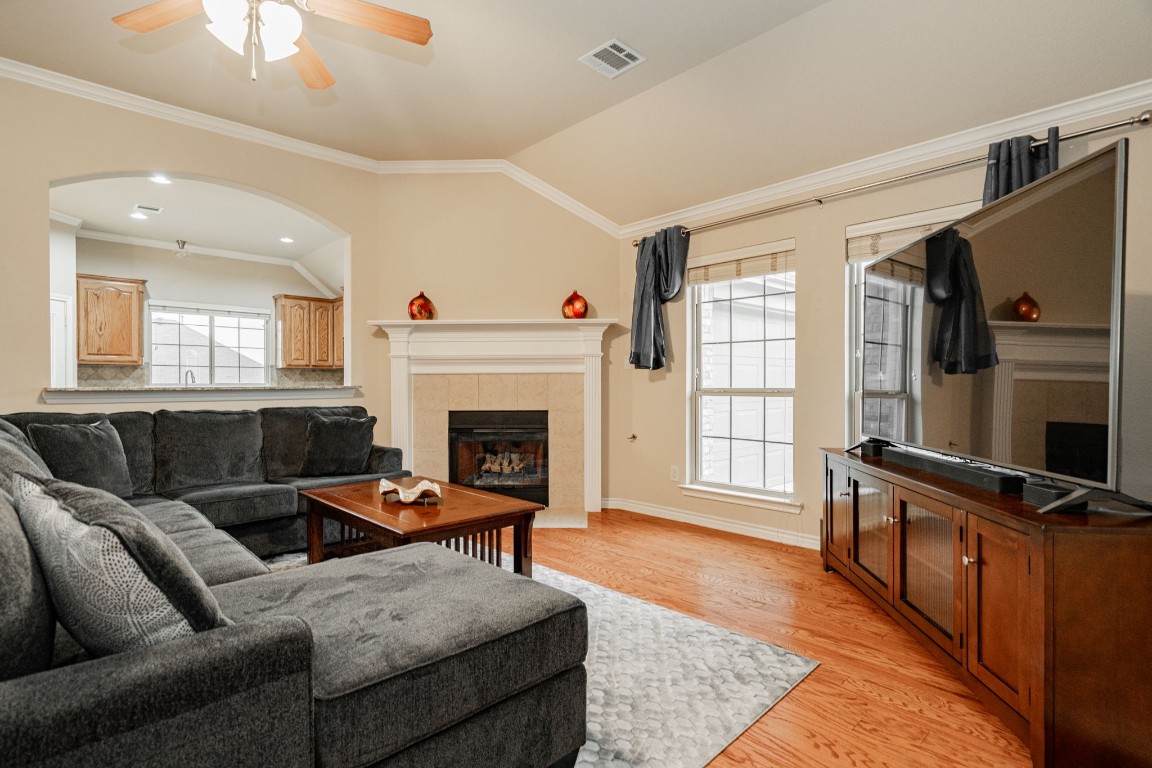 11909 Drummond Lane Fort Worth TX 76108