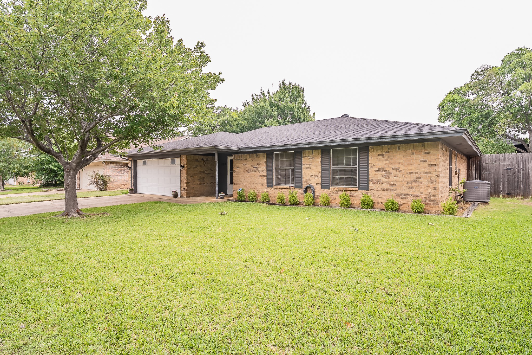 500 Emerson Drive Euless TX 76039