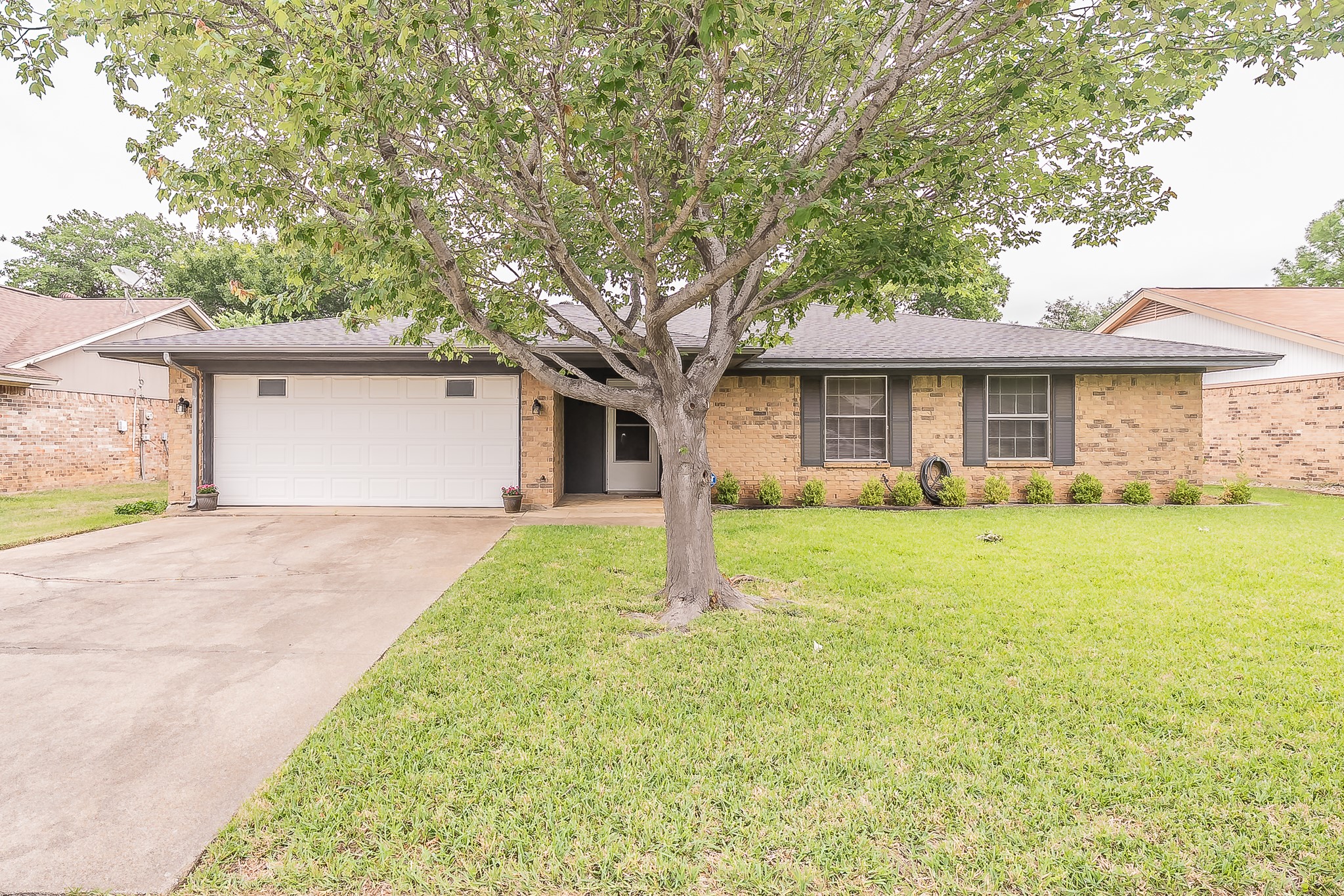 500 Emerson Drive Euless TX 76039