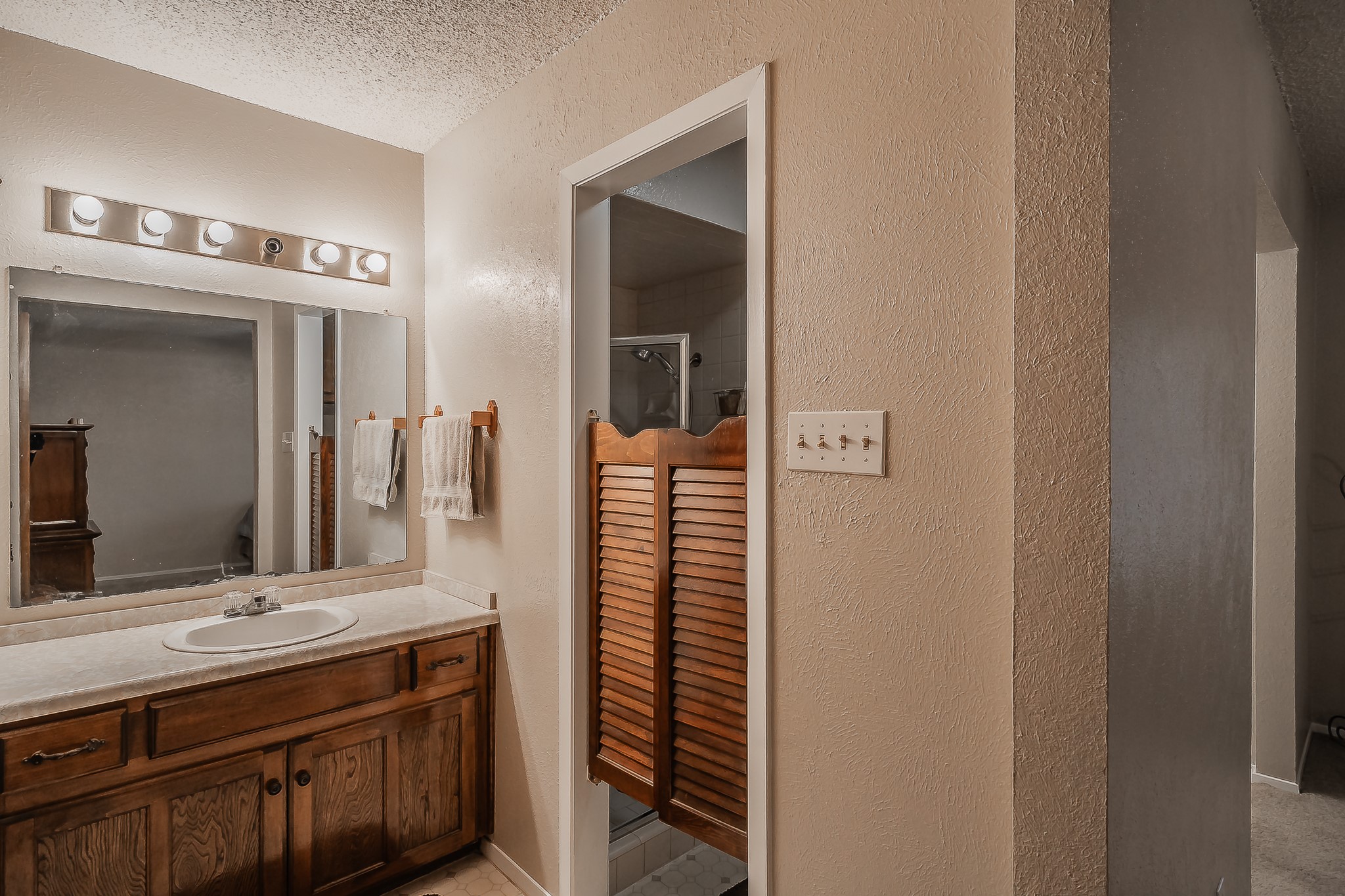 500 Emerson Drive Euless TX 76039