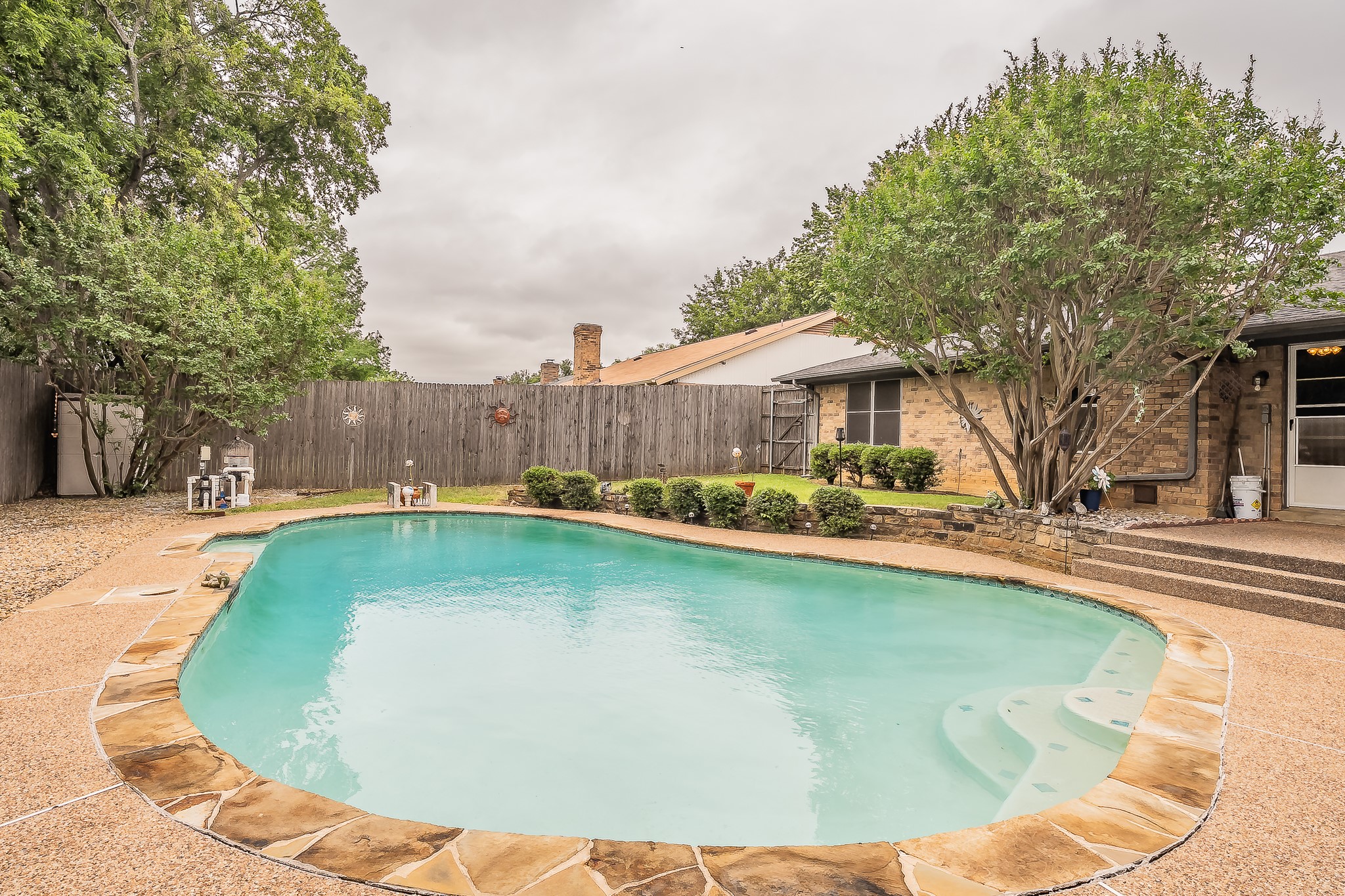 500 Emerson Drive Euless TX 76039