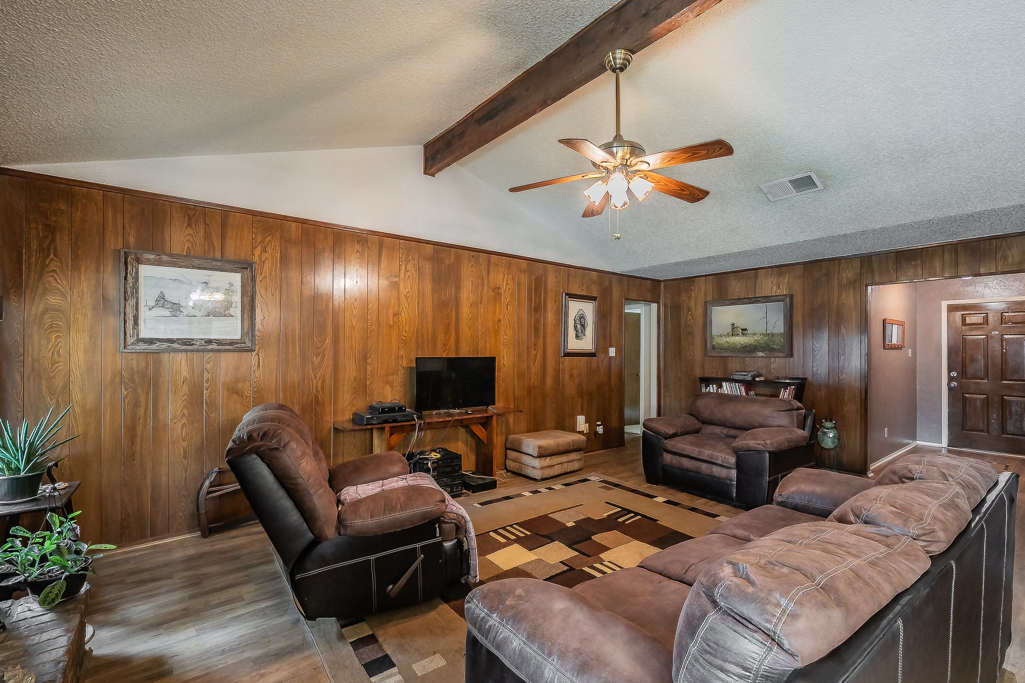 500 Emerson Drive Euless TX 76039