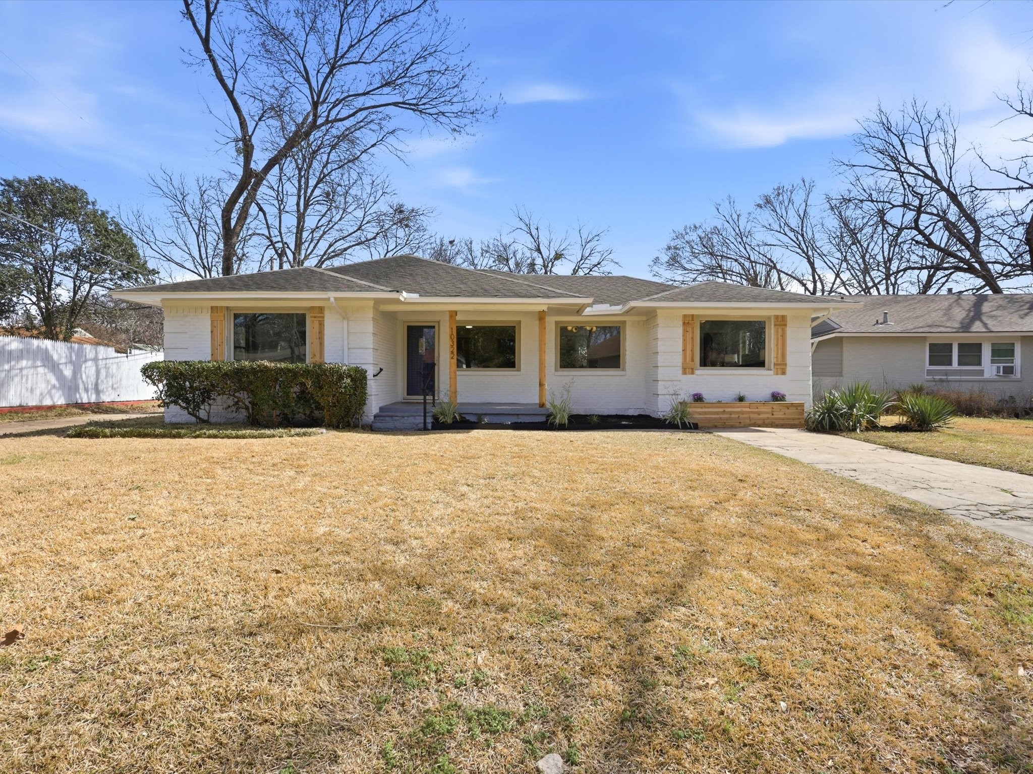 10322 Pinecrest Drive Dallas TX 75228