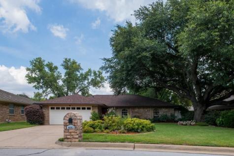 4603 Oak Valley Drive Arlington TX 76016