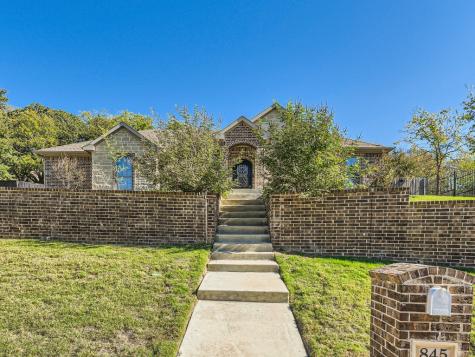 845 Sylvan Drive Fort Worth TX 76120