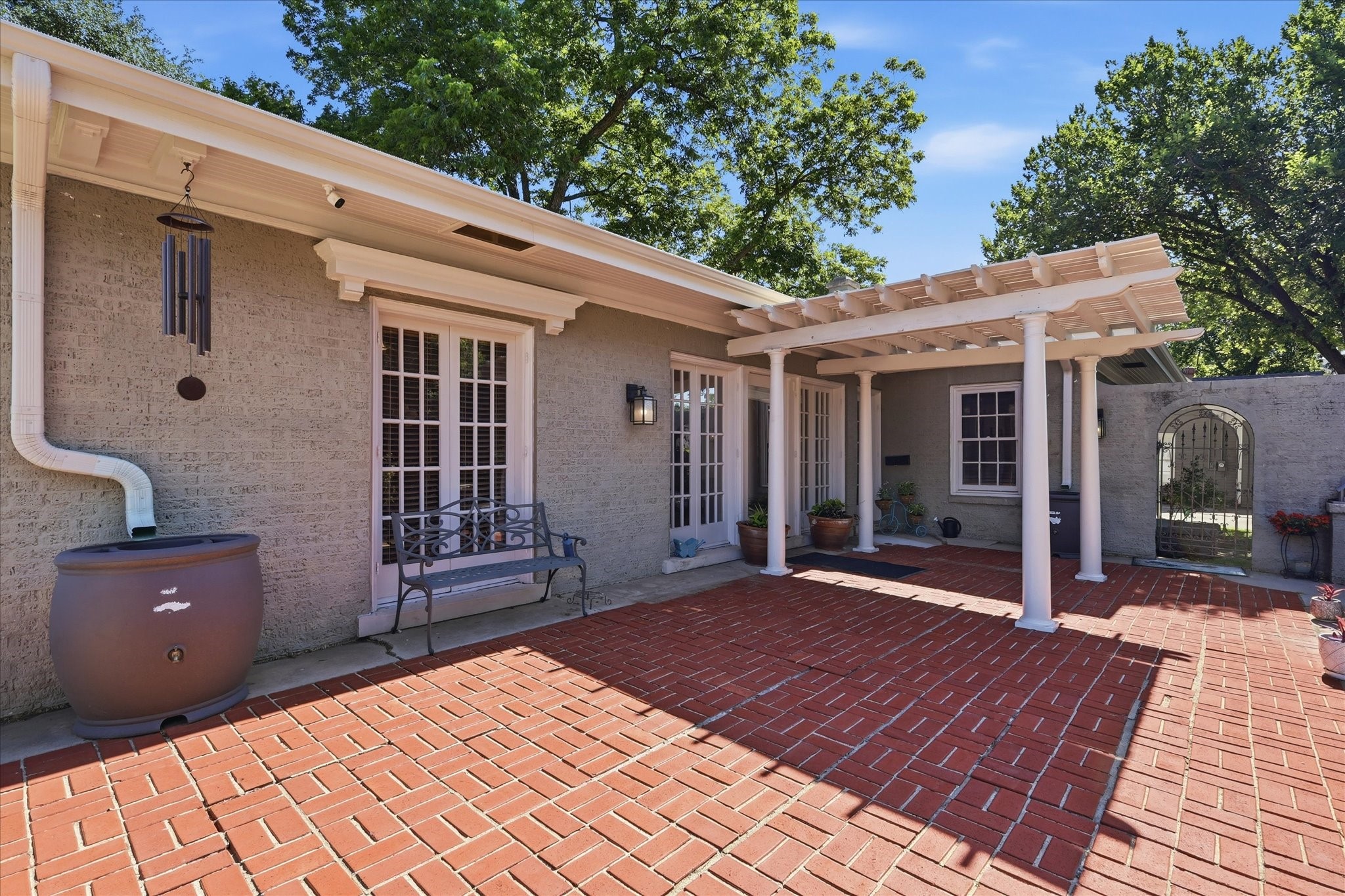 1306 N Locust Street Denton TX 76201