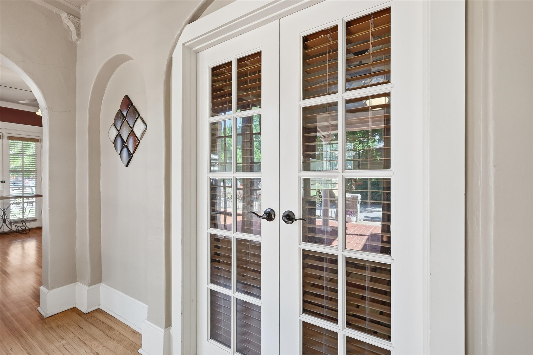 1306 N Locust Street Denton TX 76201