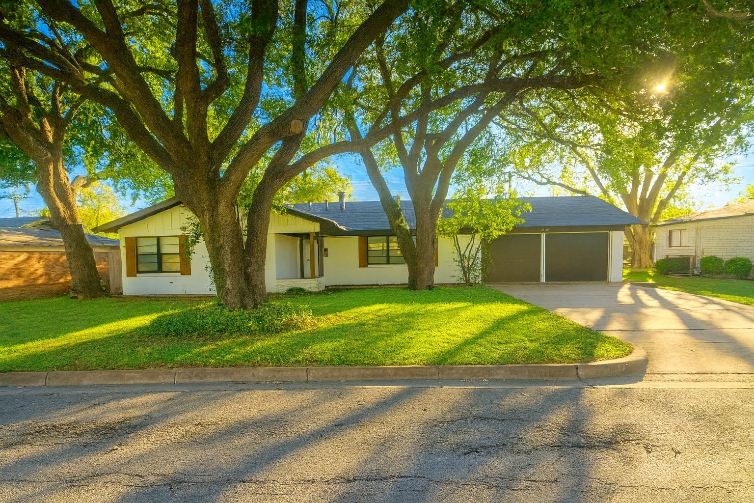 2120 Nottingham Boulevard Fort Worth TX 76112