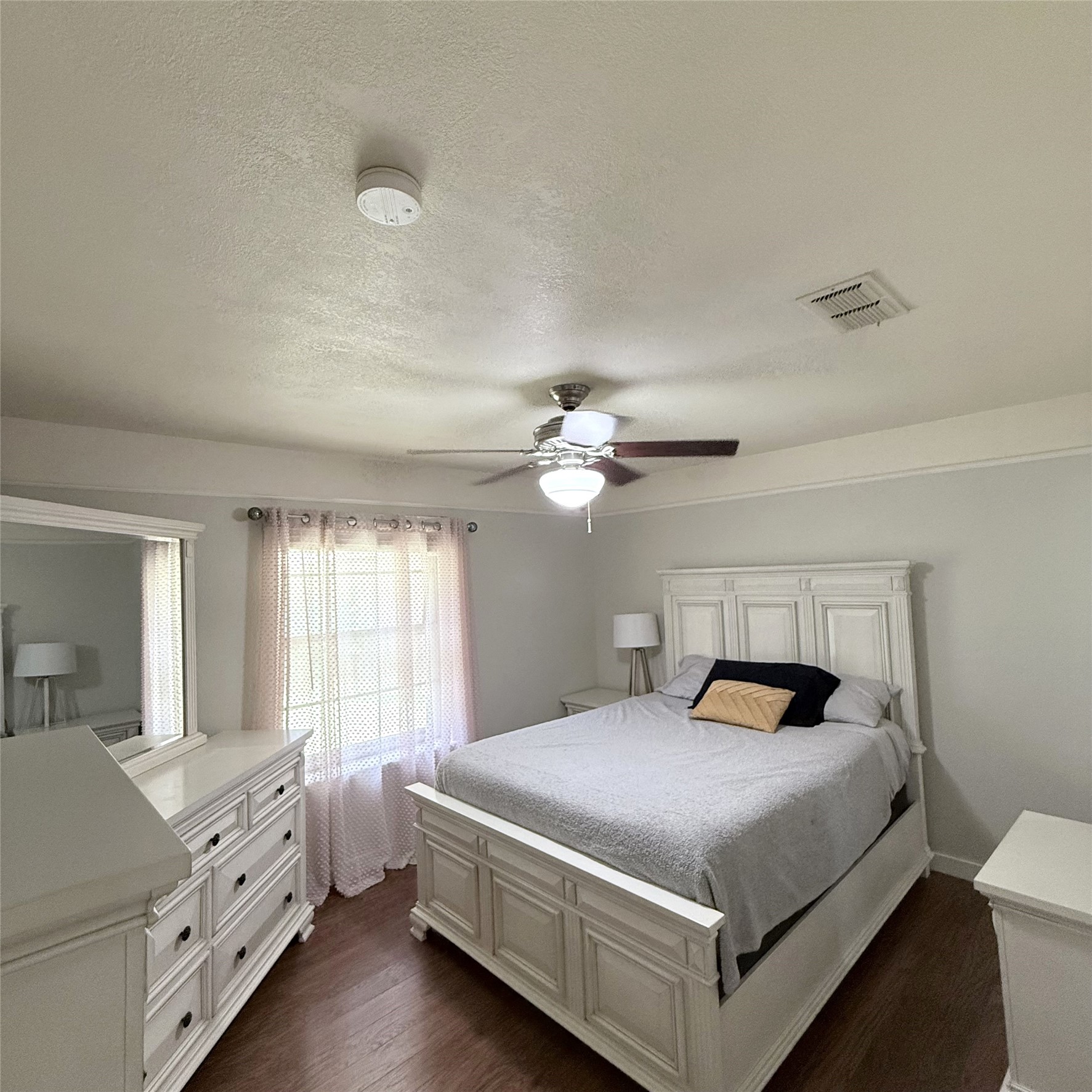 6425 Old Mill Circle Watauga TX 76148
