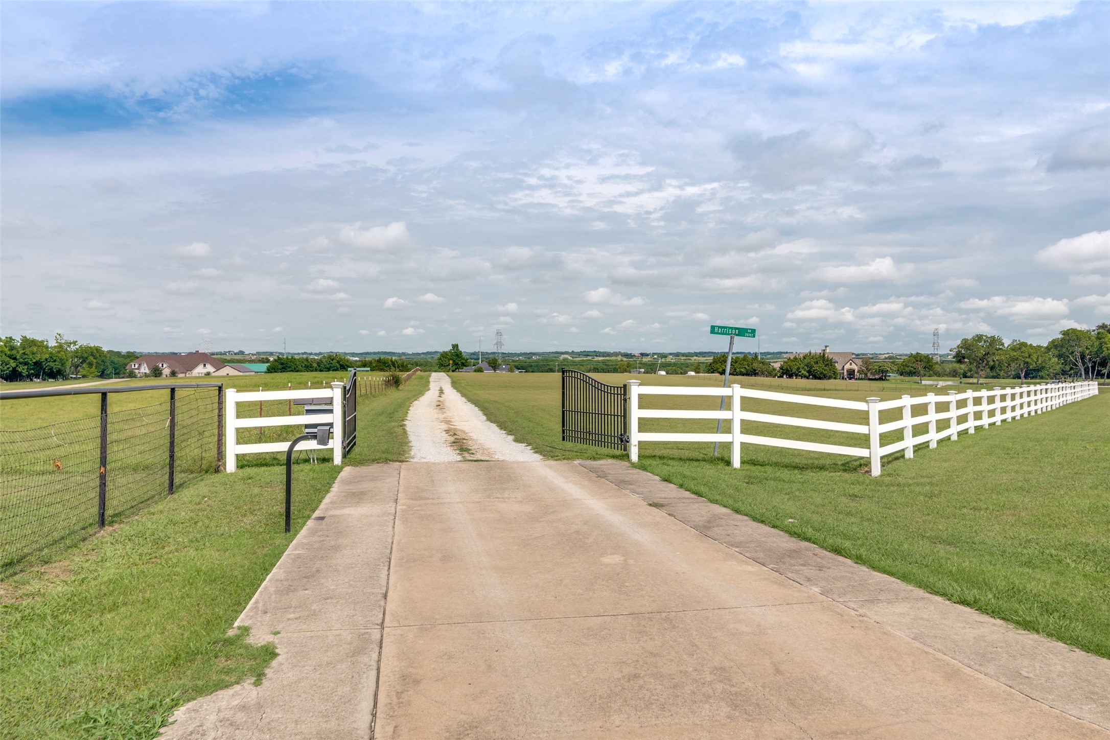 20762 Fm 740 Forney TX 75126