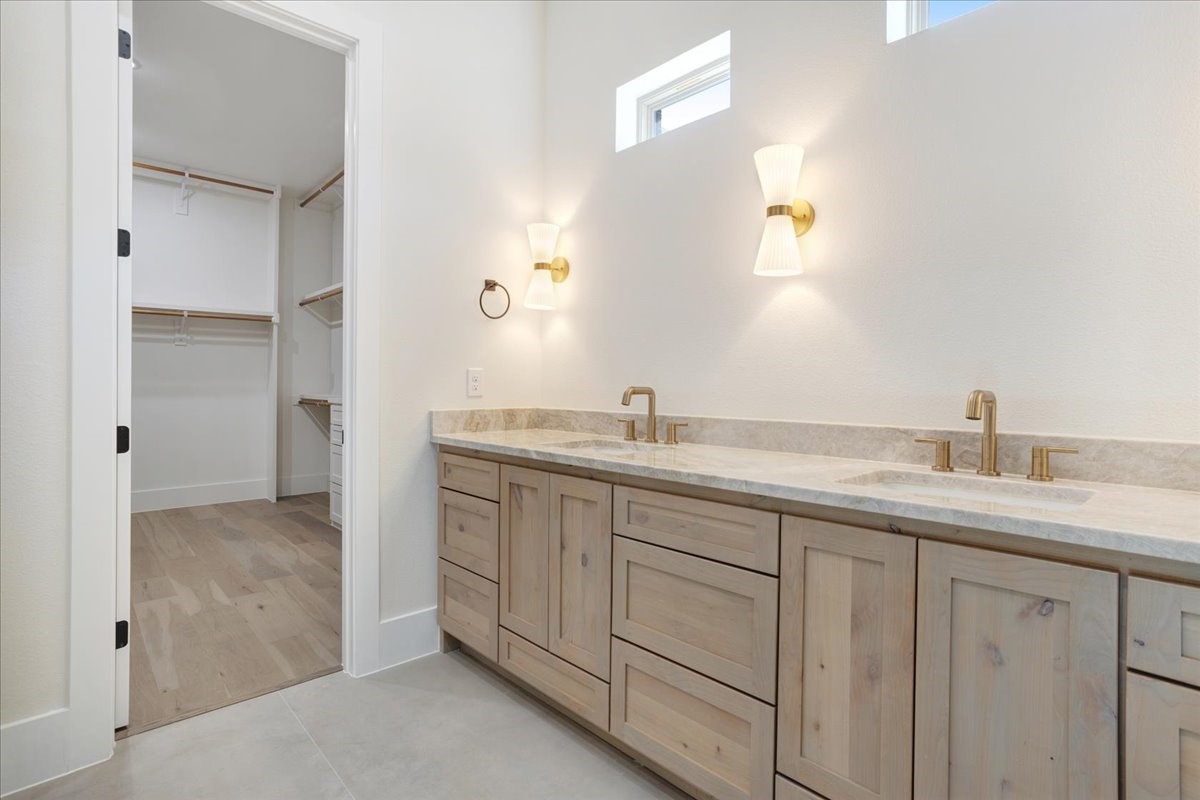 191 Acorn Trail Denison TX 75020