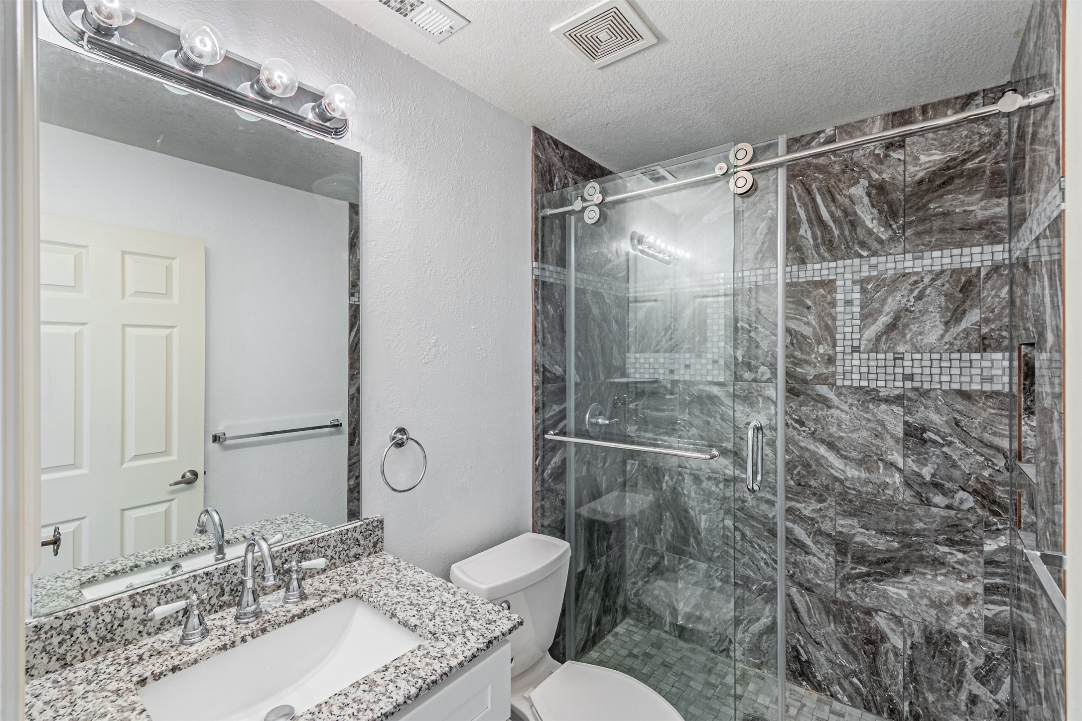 1907 New Haven Road Grapevine TX 76051
