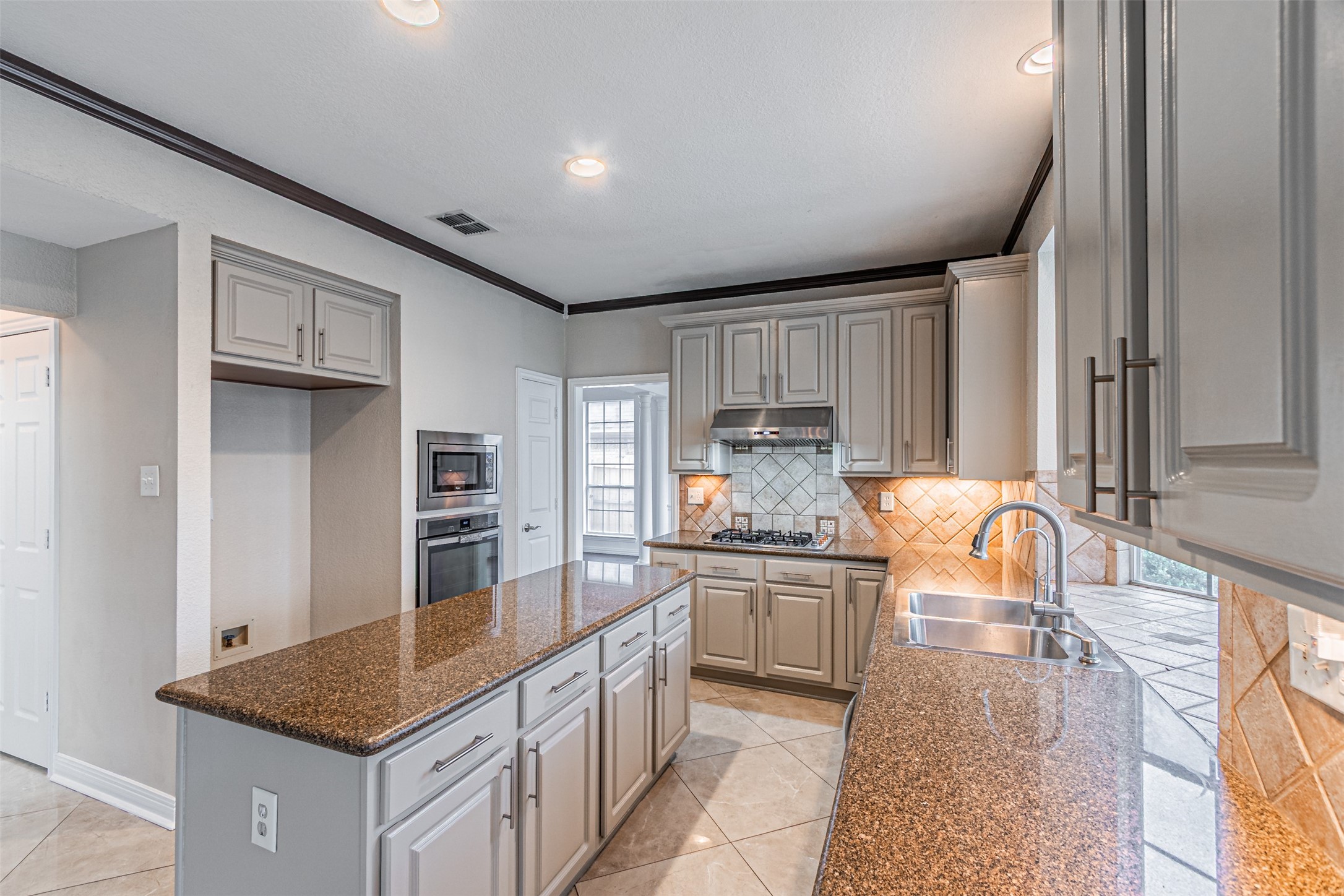 1907 New Haven Road Grapevine TX 76051