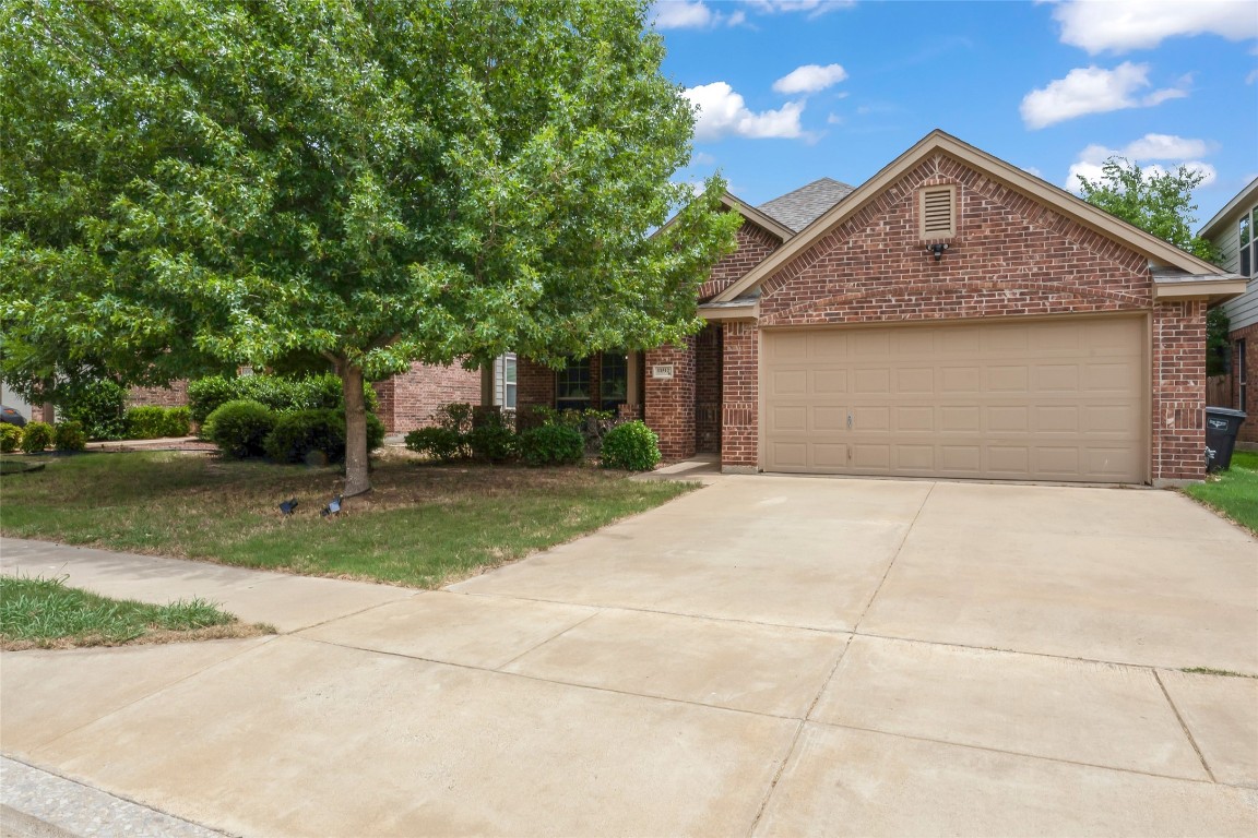11512 Round Leaf Drive Fort Worth TX 76244