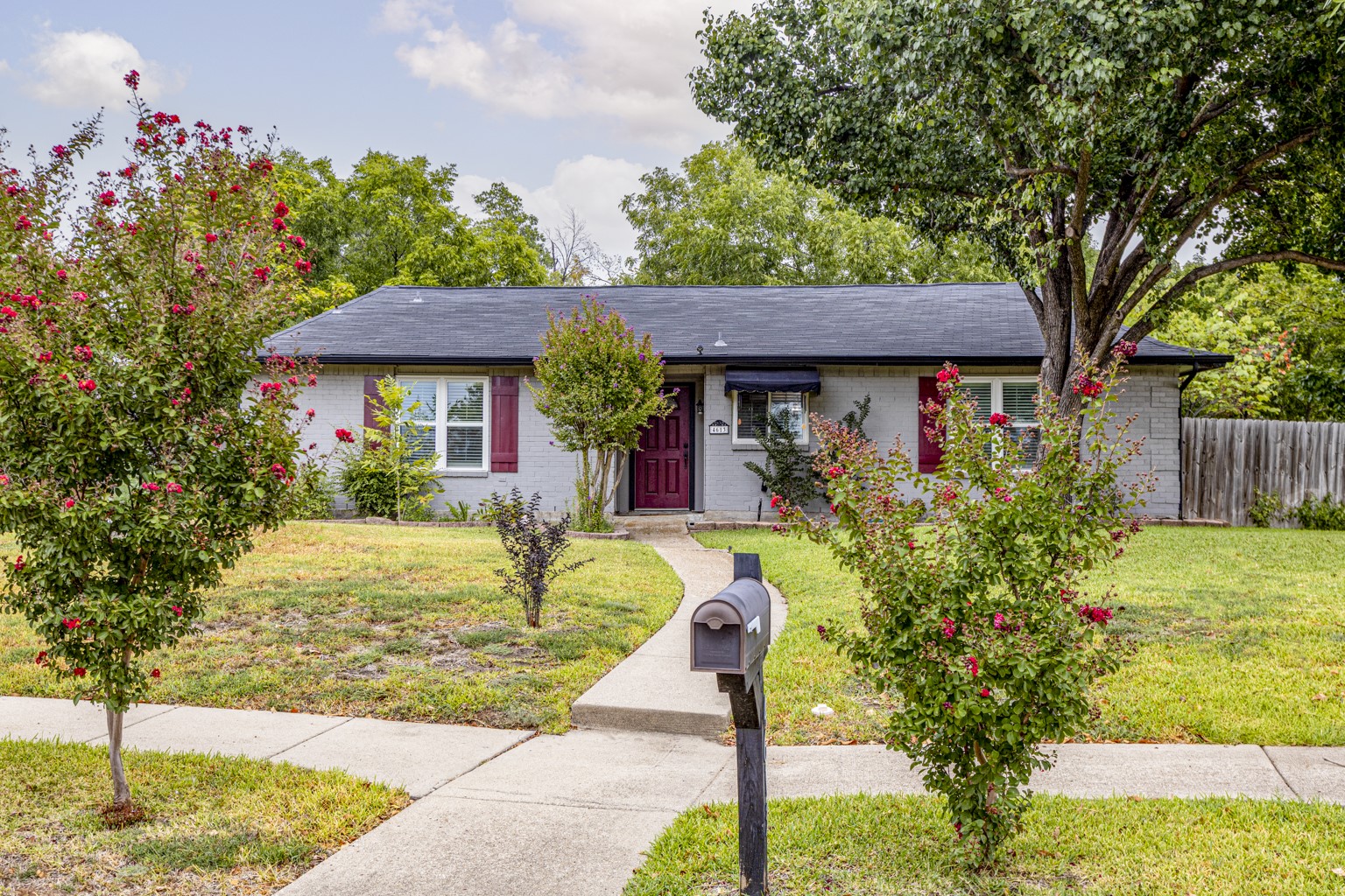 4613 Redwood Drive Garland TX 75043