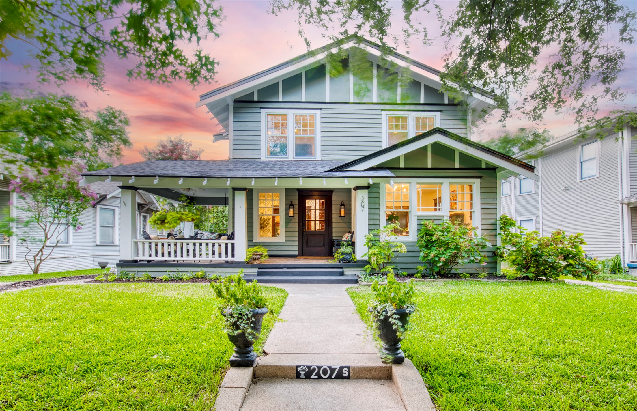 207 S Willomet Avenue Dallas TX 75208